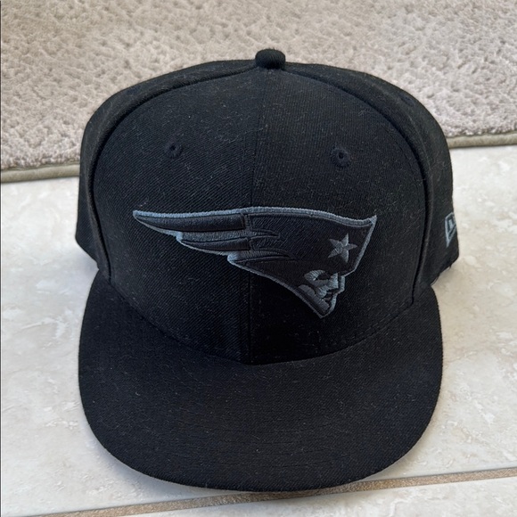 New Era Other - New Era Black Cap with Logo